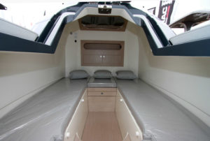 Lomac Adrenalina 10.5 cabin