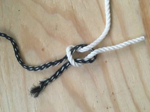 Square knot 2 - yacht and sea