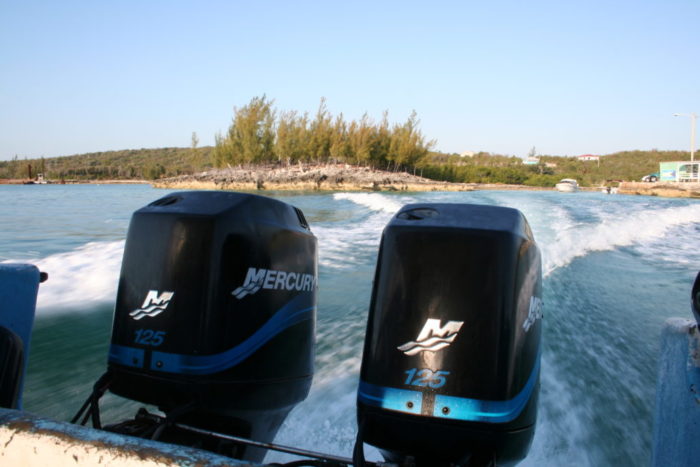 powerboat rental Bahamas - yacht and sea