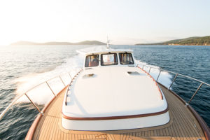 Vicem 65 IPS Classic deck - yacht and sea