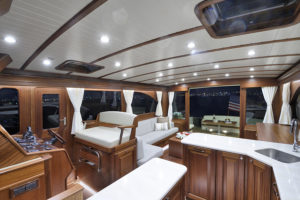 Vicem 65 IPS Classic interior 2 - yacht and sea