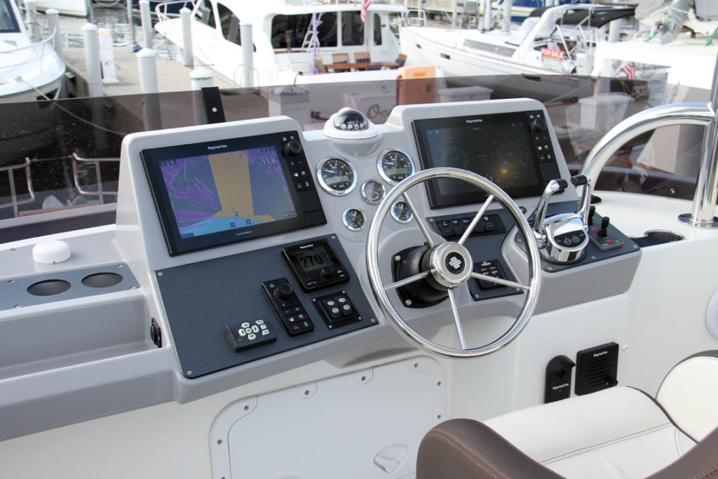 Beneteau swift Trawler 47 flybridge 1 - yacht and sea