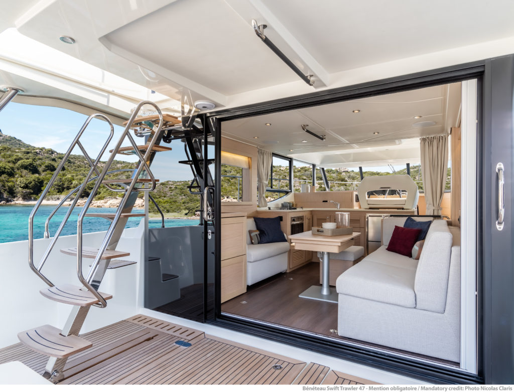 Beneteau Swift Trawler 47 cockpit - yacht and sea