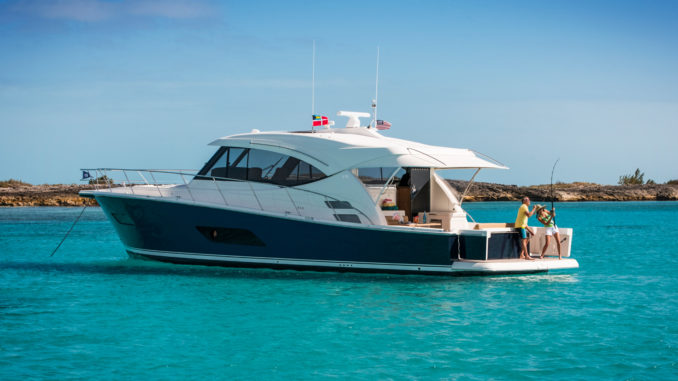 Riviera-525-SUV-Fishing - yacht and sea
