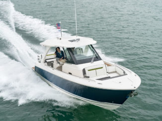 Tiara 34 LS - light - yacht and sea