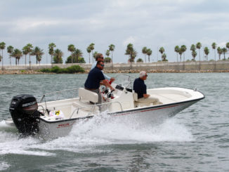 Boston Whaler 170 Montauk 2018 running - yacht and sea