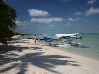 Sailing the Bahamas - Yacht and Sea