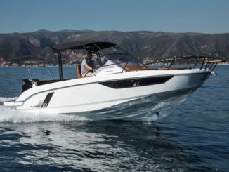 All New Beneteau Flyer 23