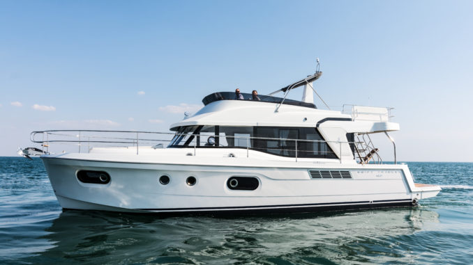 Beneteau Swift Trawler 47 anchor - yacht and sea